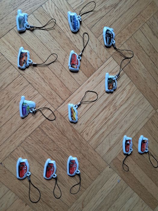 Zabawki z kinder niespodzianki