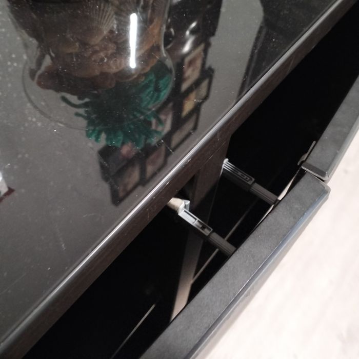 Móvel besta  preto