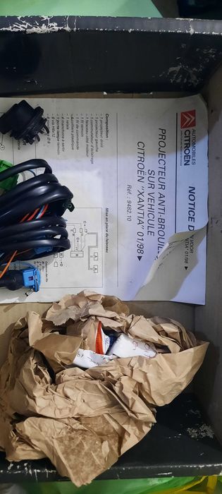 Citroen Xantia Farol Nevoeiro (Novo ORIGINAL VALEO)