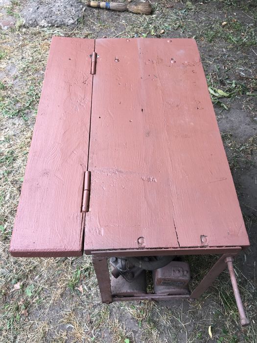 Продам компрессор380 Вт,можно переключить на 220Вт.