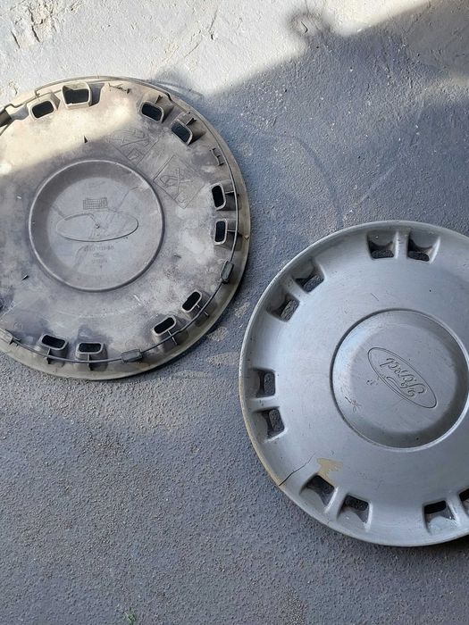 Продам ковпак автомобільний FORD