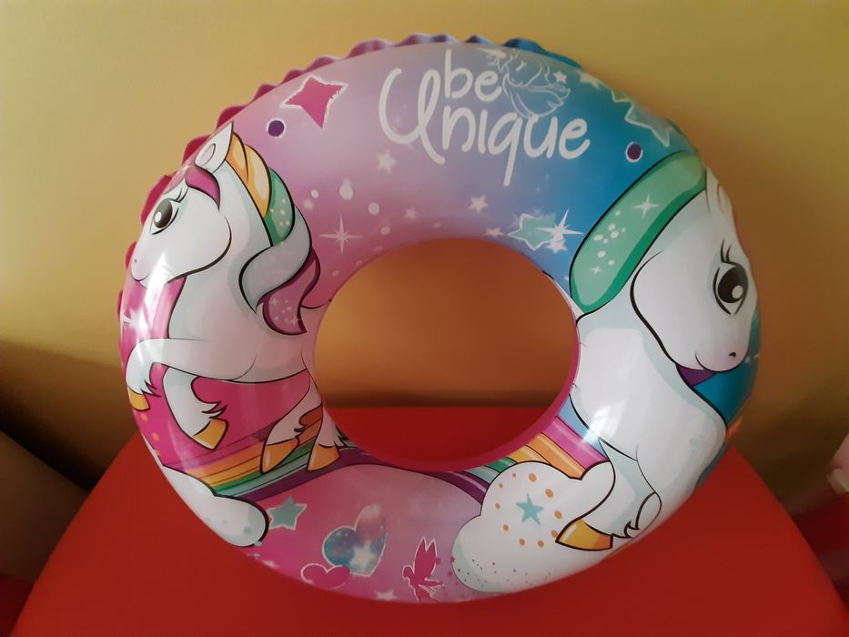 Conjunto Boia Unicornio + abraçadeiras 3 a 6 anos