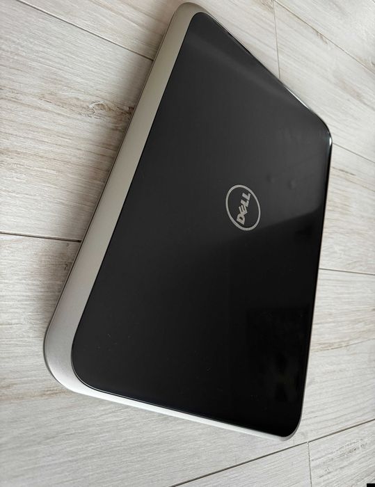 laptop Dell Inspiron 5520 I3
