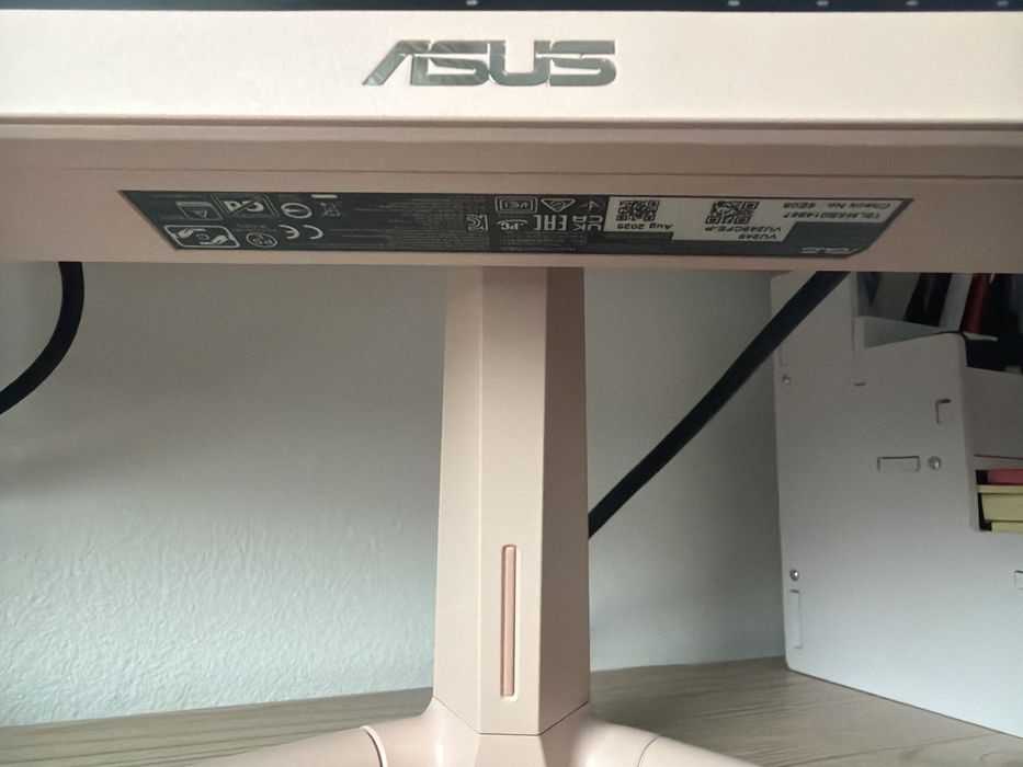 monitor Asus VU249 w kolorze różowym, idealny do iMac/ Macbook