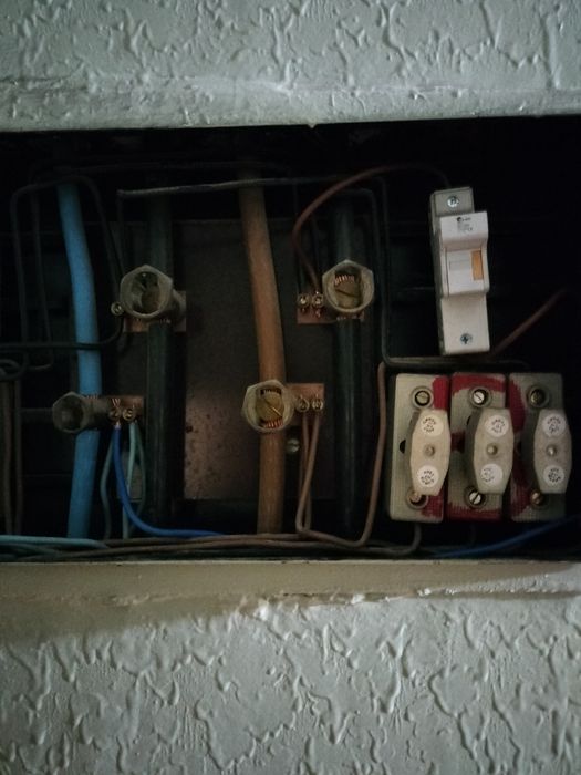 Trabalhos elétricos