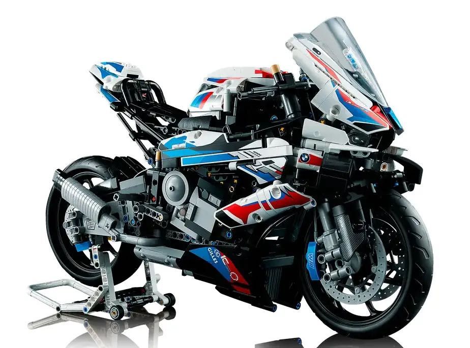 Lego конструктор Technical BMW M 1000 RR
