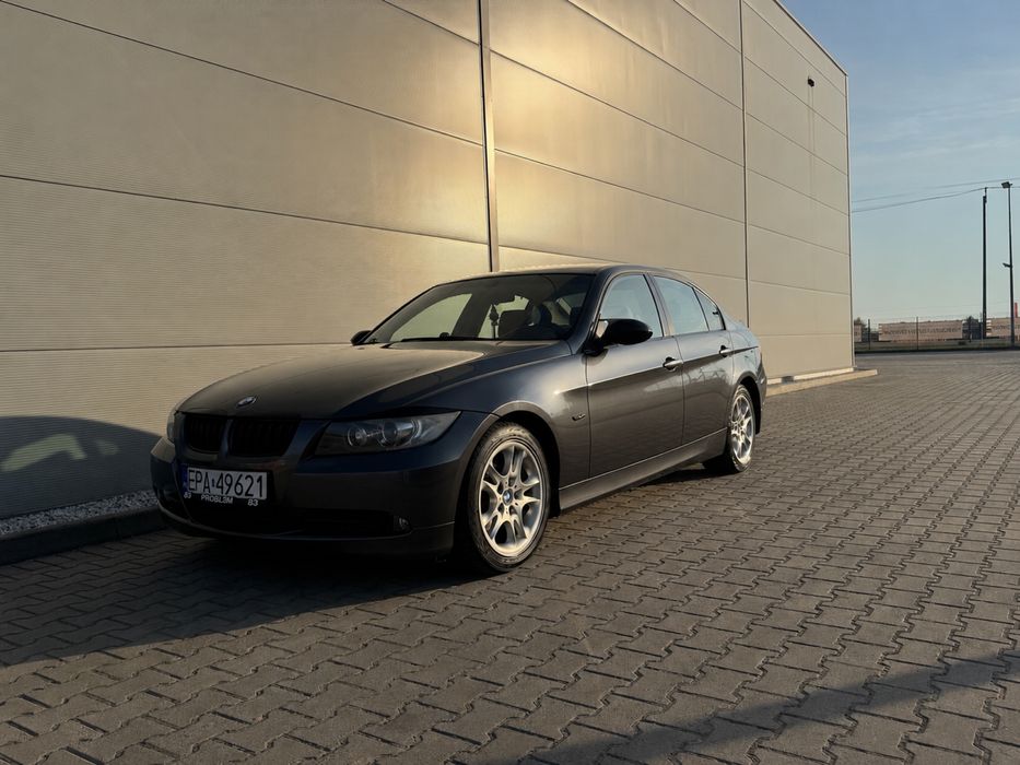 BMW E90 320i N46 automat