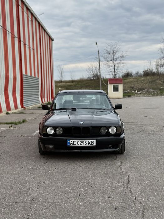 Продам BMW E34 3.0