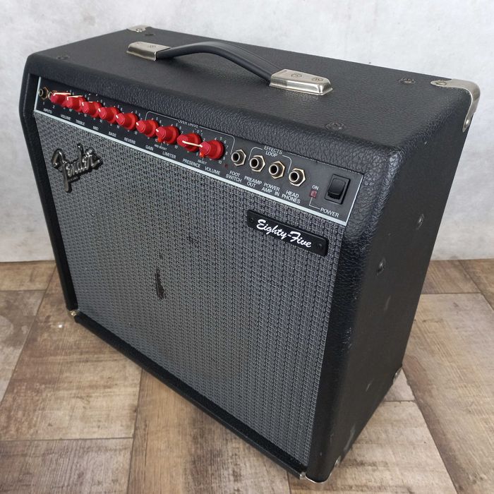 Fender Eighty Five 85 combo gitarowe 1x12" zamiana