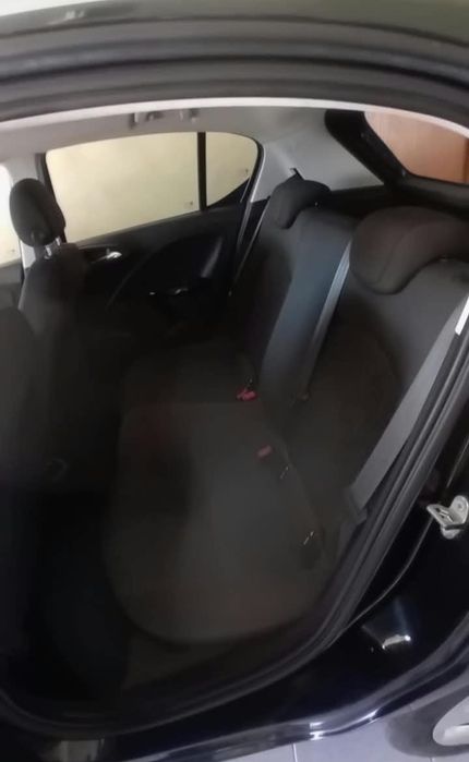 Opel corsa 1.2 Edition