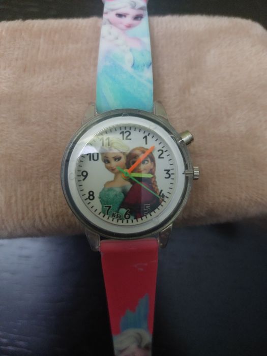 Frozen Clocks – NEW64564042100098120