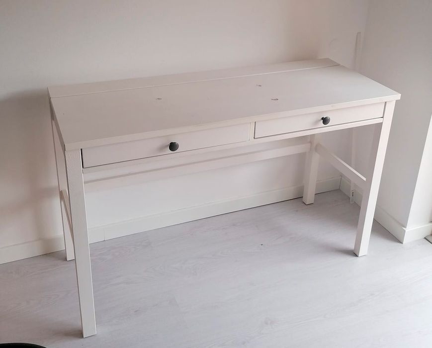 Secretária IKEA Hemnes 2 gavetas branca