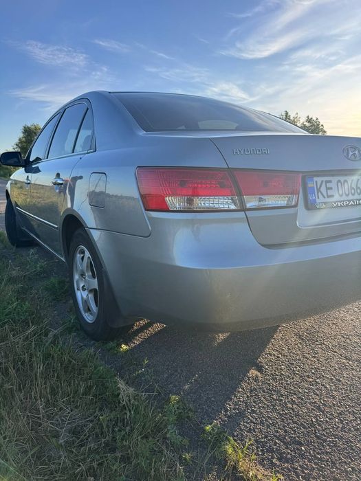 Hyundai Sonata 2.0