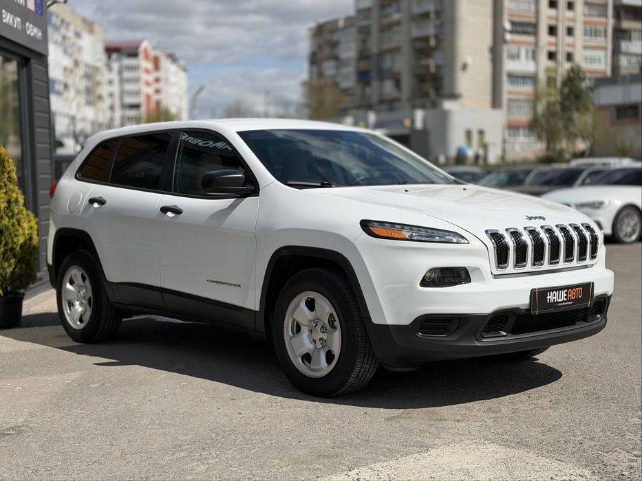 JEEP CHEROKEE 2016 року, 2.4 бензин, автомат, повний привід.