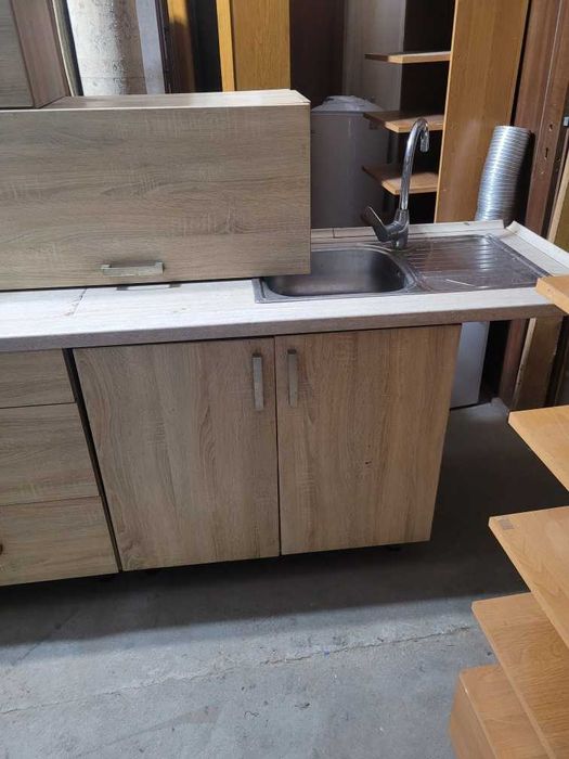 Komplet mebli kuchennych