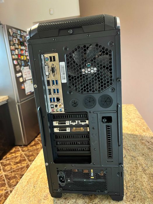 Zestaw Komputer Intel i7 4.0GHz, 4.4GHz turbo 3TB NVMe,  Win10 do gier