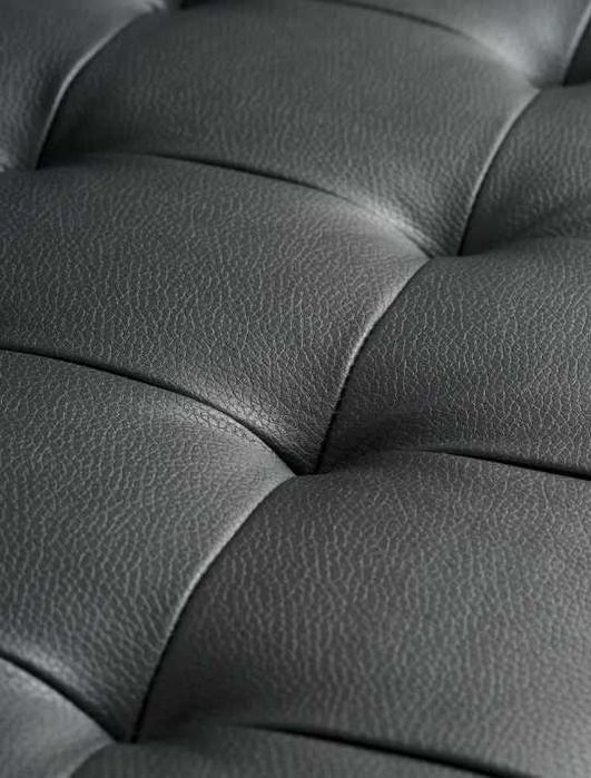 Sofá Chaise Longue JYSK em Couro Preto - Como Novo