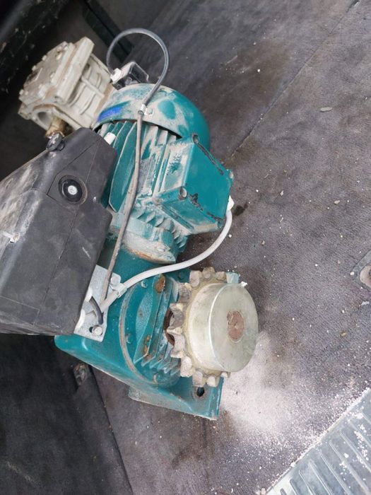 електро двигунии