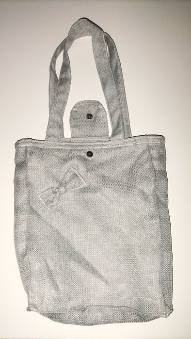Mala Elegante com Laço