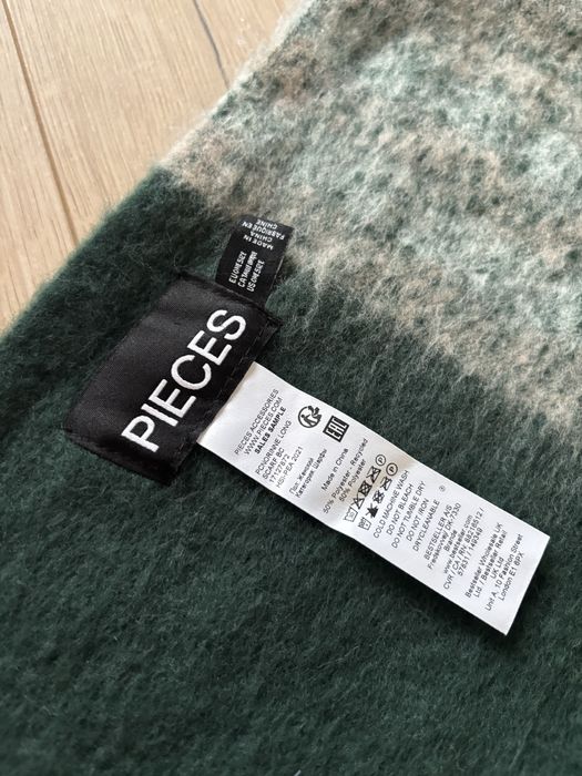 Szalik w kratke Only