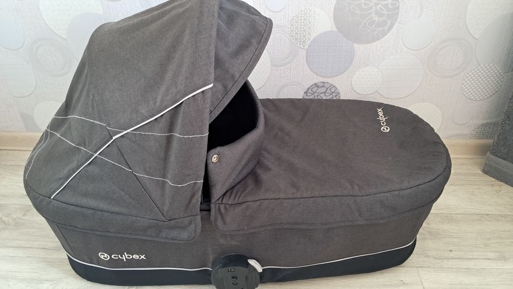 Cybex balios s (люлька, прогулка, автокресло (переходники на шасси)