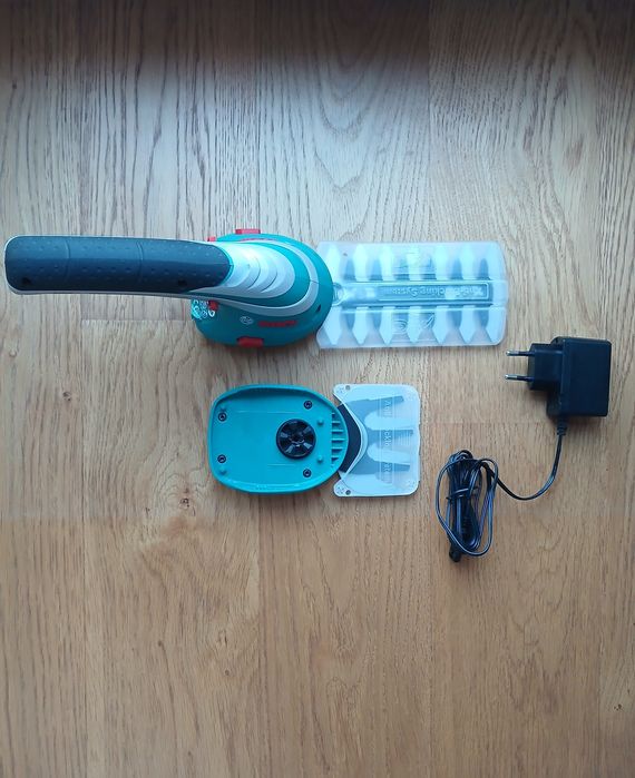 Nożyce akumulatorowe Bosch ISIO3