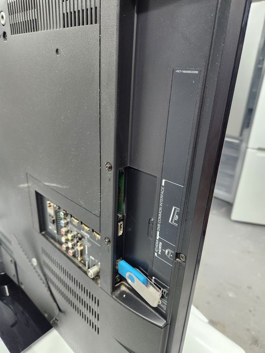 Телевізор Toshiba з Німеччини