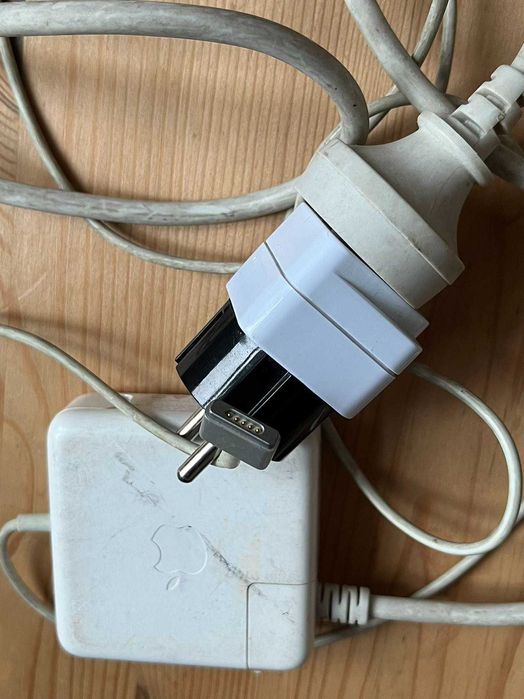 Apple MacBook Magsafe  Charger - 60W A1435