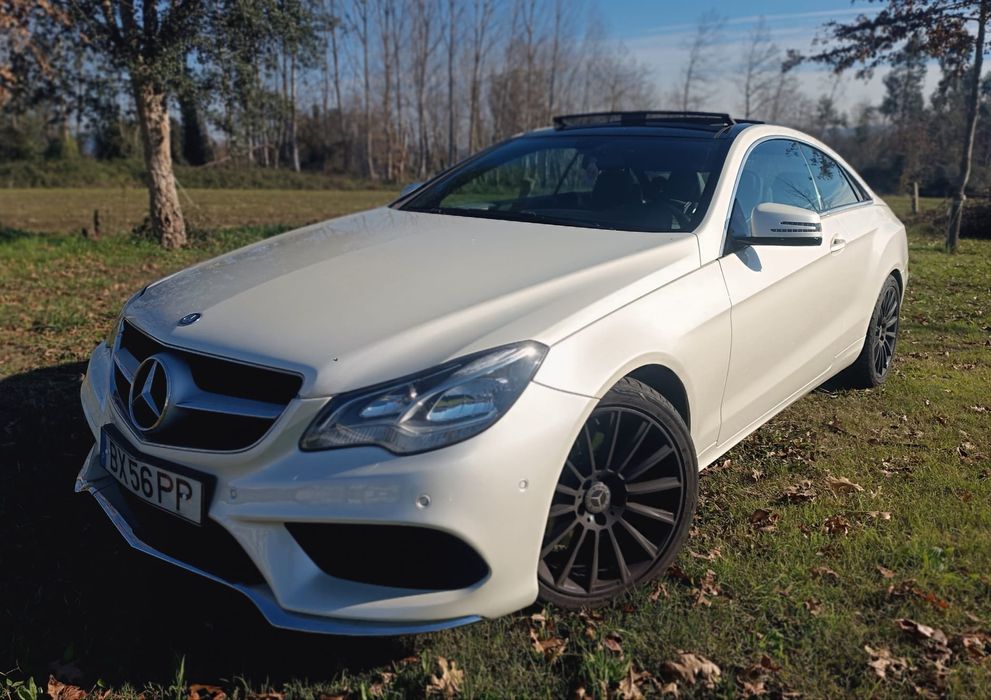 Mercedes E250 Coupé AMG C/Novo