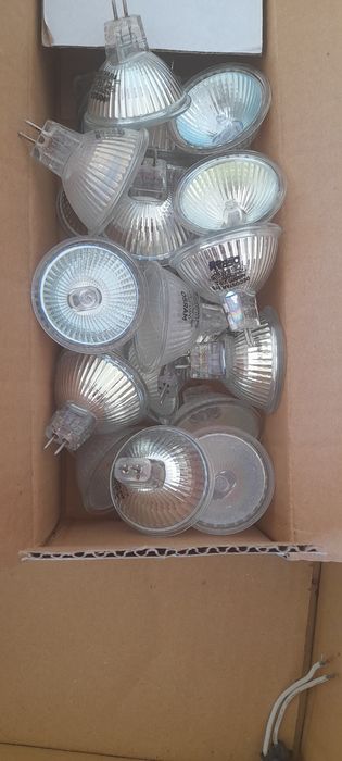 Conjunto lâmpadas e transformadores halogeneo.64309926434819121