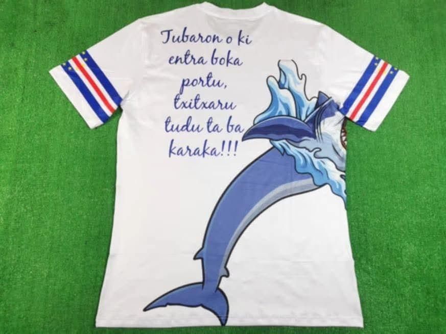 Camisola de cabo verde tubaroes azul