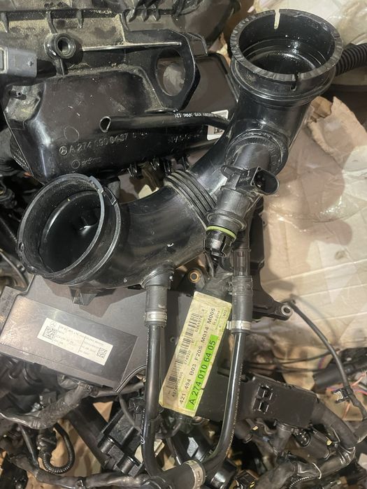Трубки Mercedes M274 2.0 двигун мотор  C w205 w212 x253 бензин патрубок  запчастини  Мерседес бенц шланг колектор  C class E class GLC coupe