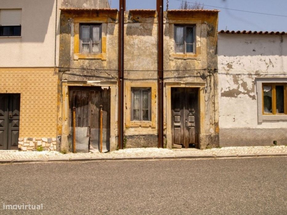 Moradia para reconstruir a 5 minutos da praia de Quiaios