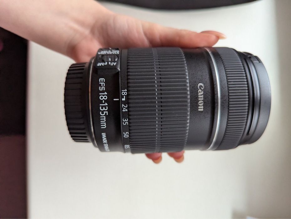 Фотоапарат canon eos 650d обьектив efs18-135mm