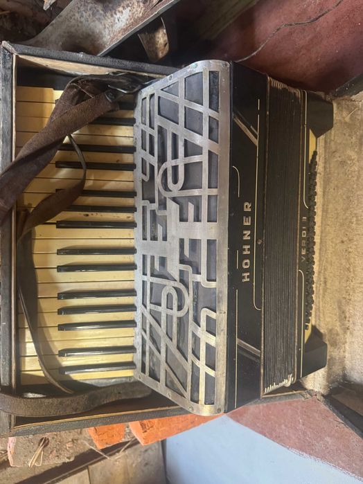 HOHNER VERDI II 34Keys  аккордеон  баян старинный в хорошем состоянии