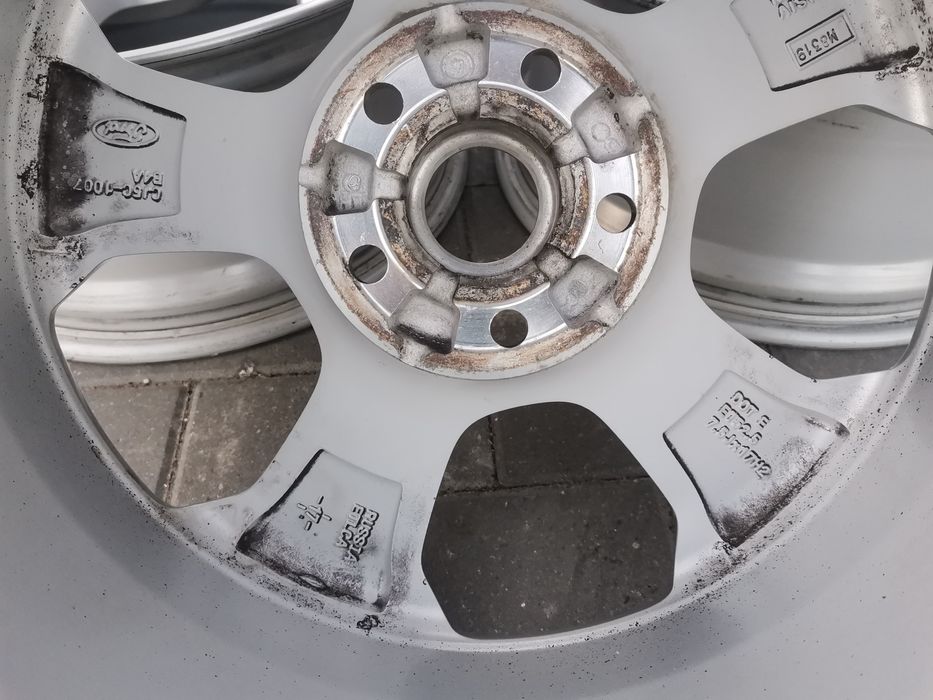 Felgi FORD KUGA Mondeo Focus S-Max 7,5Jx17H2 5x108 ET52,5 + czujniki