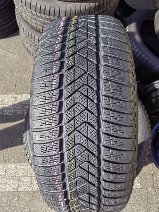 245/45R18 100V Pirelli Winter Sottozero 3 MOE pojedyncza zimowa