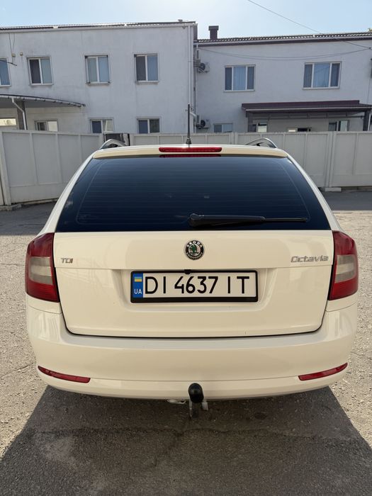 SKODA OCTAVIA 2012 VIN TMBHE61Z5C2148478 фото оголошення 9 з 22