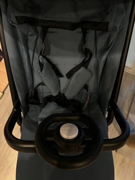 Прогулянкова коляска Easy Walker Miley² FULL