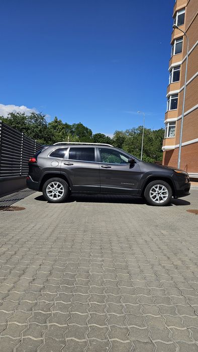 Jeep Cherokee 3.2 4x4