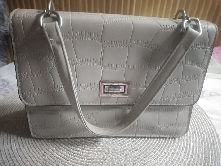 Сумочка Бренд Stradivarius