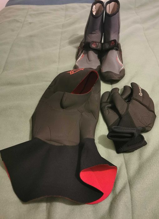 Wetsuit O'neil Mulher tamanho 44 + acessorios