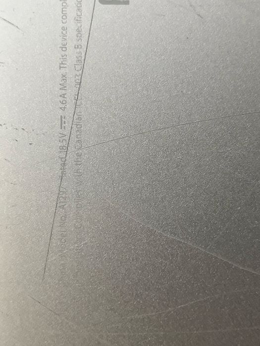 Продам Macbook Pro на запчастини