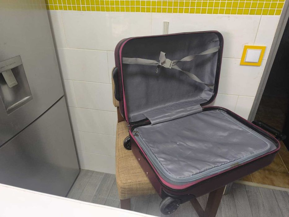 Mala de viagem Rígida de 8kgs
