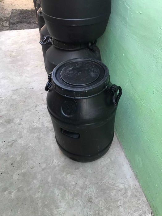 Продам бочку пластиковую 200 л. Харьков