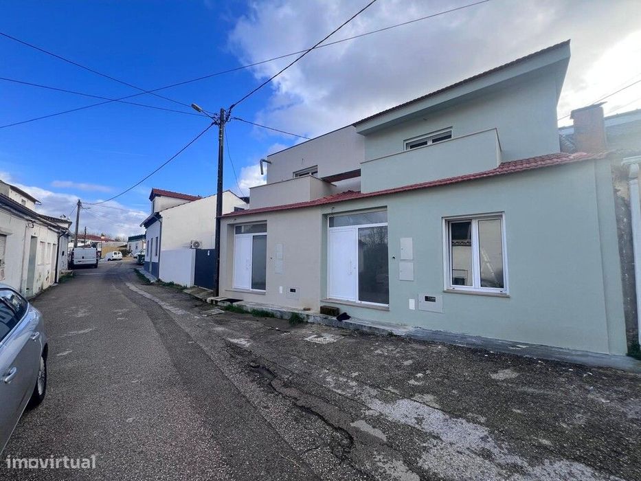 Moradia Geminada T3,São Martinho do Bispo