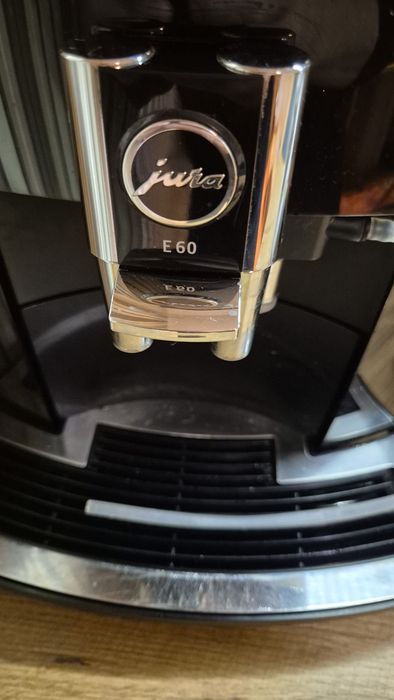 Ekspres Jura E60 po serwisie w bdb stanie