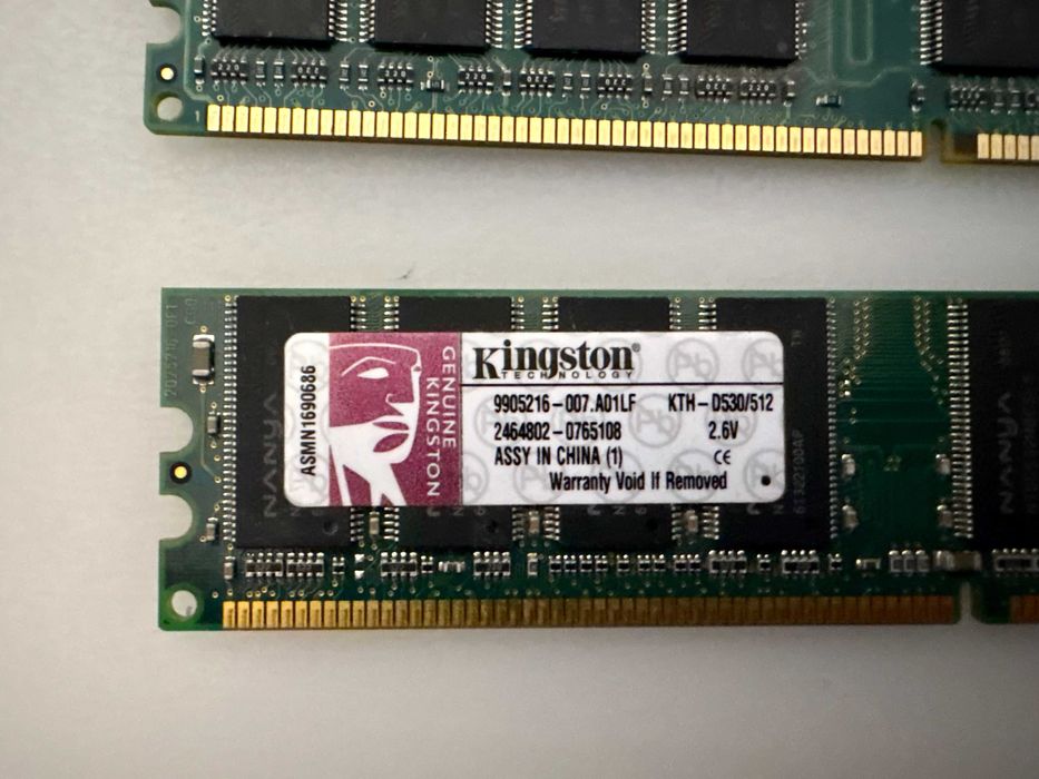 Pamięci RAM DDR-400  - 3szt (2,5GB)