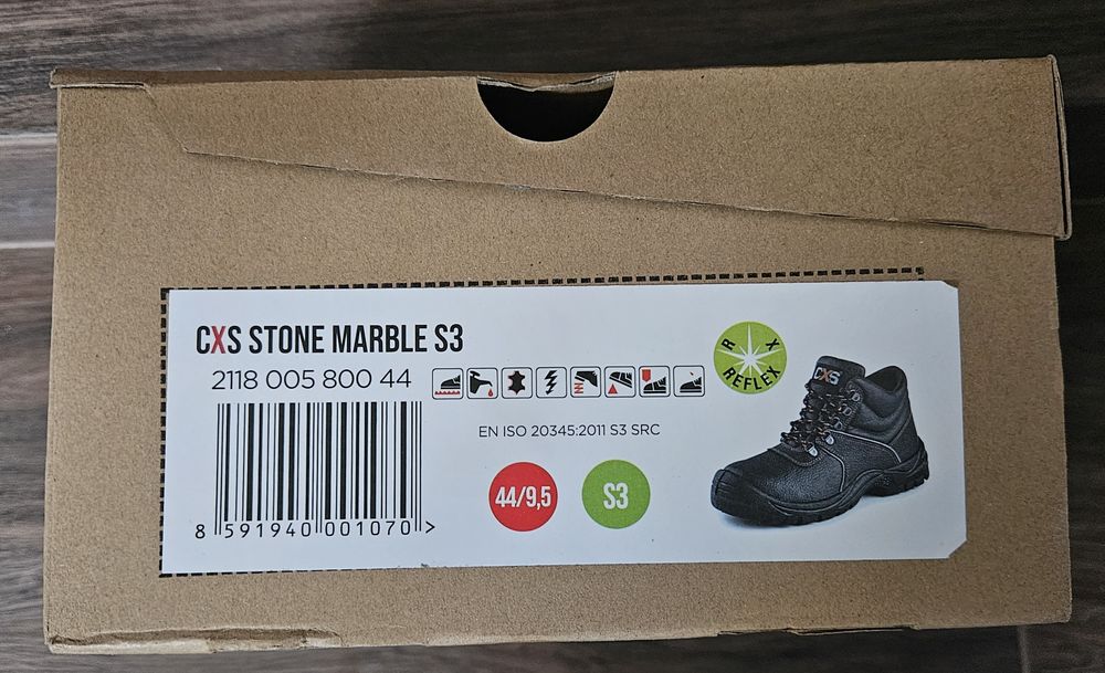 Trzewiki robocze CXS STONE MARBLE S3 SRC nowe r 44 z blachą