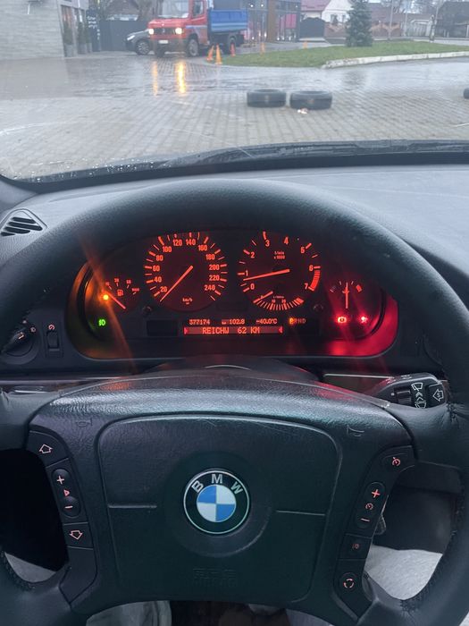 Подам бмв 525i е39
